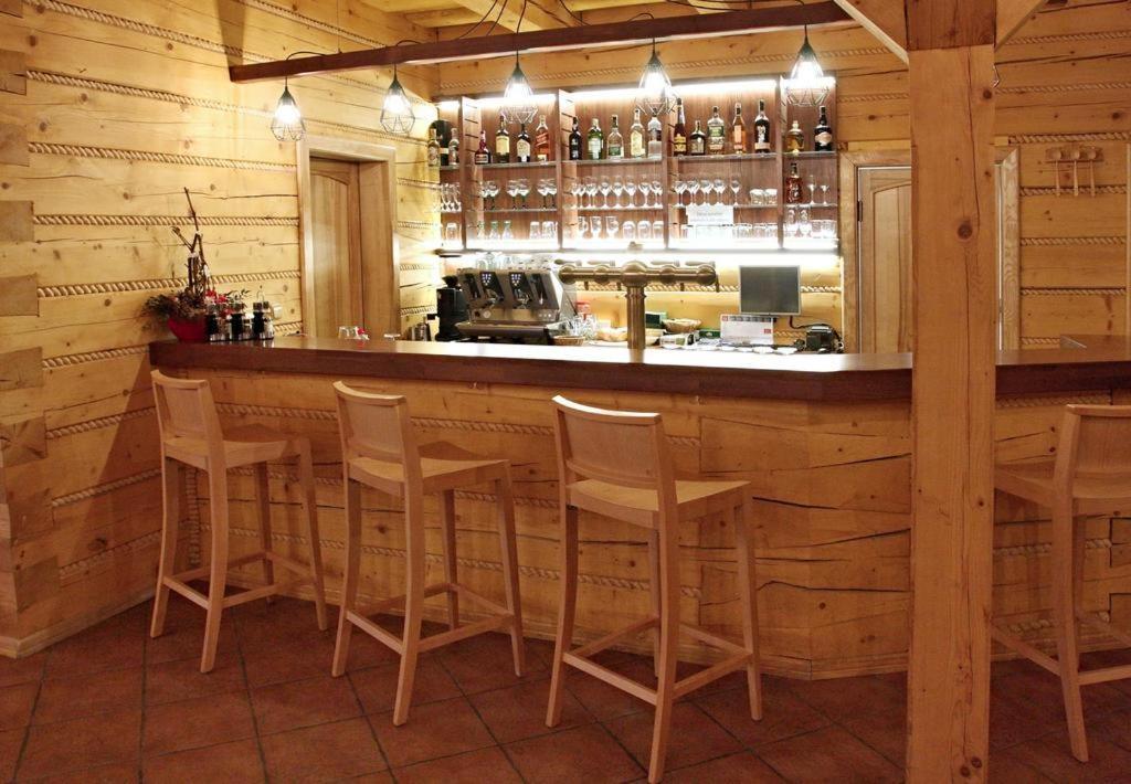 Penzion A Restaurace Grunt Reka Экстерьер фото